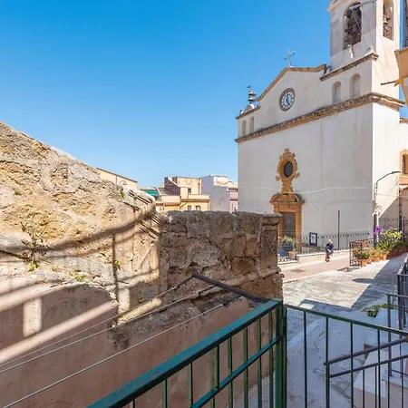 Al Castello Holiday home