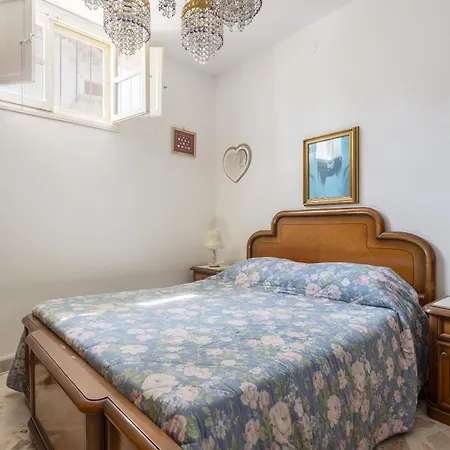 Holiday home Al Castello Ficarazzi